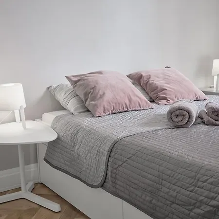 아파트 Park Seaside Lovers